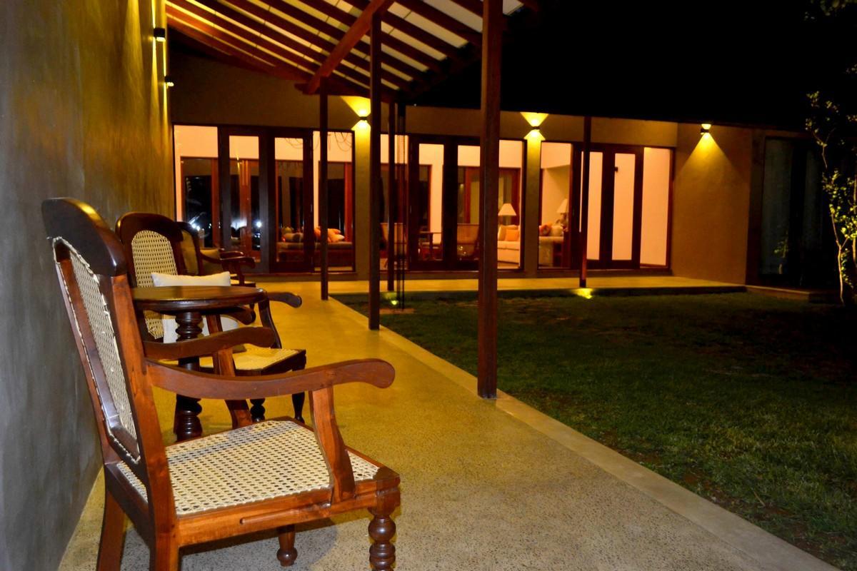 Kethaka Aga Hotel Tissamaharama Exterior foto
